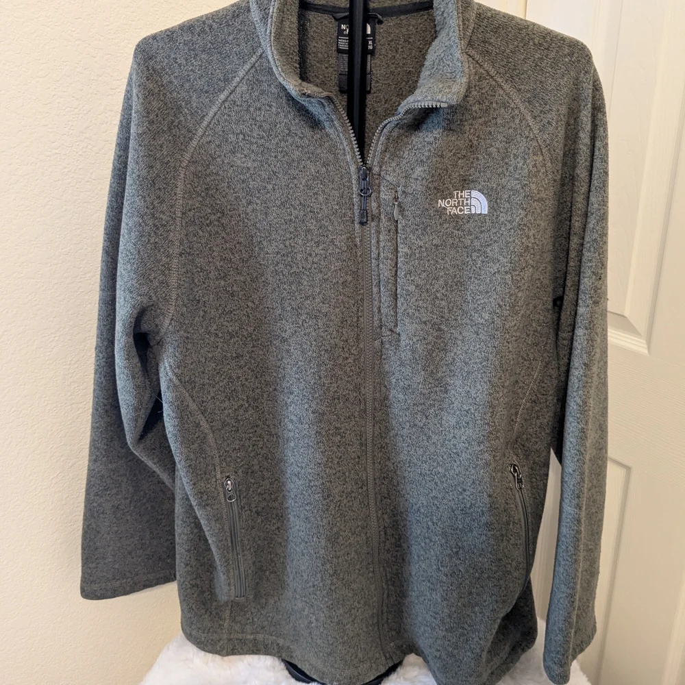 The North Face Men’s XL Olive Green Full Zip Knit Jacket Zip Pockets
